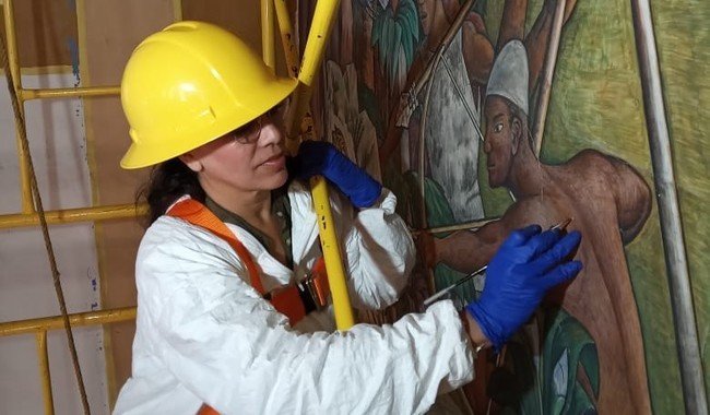 Restauran mural 'La Historia de Michoac&aacute;n' de Juan O’Gorman en P&aacute;tzcuaro