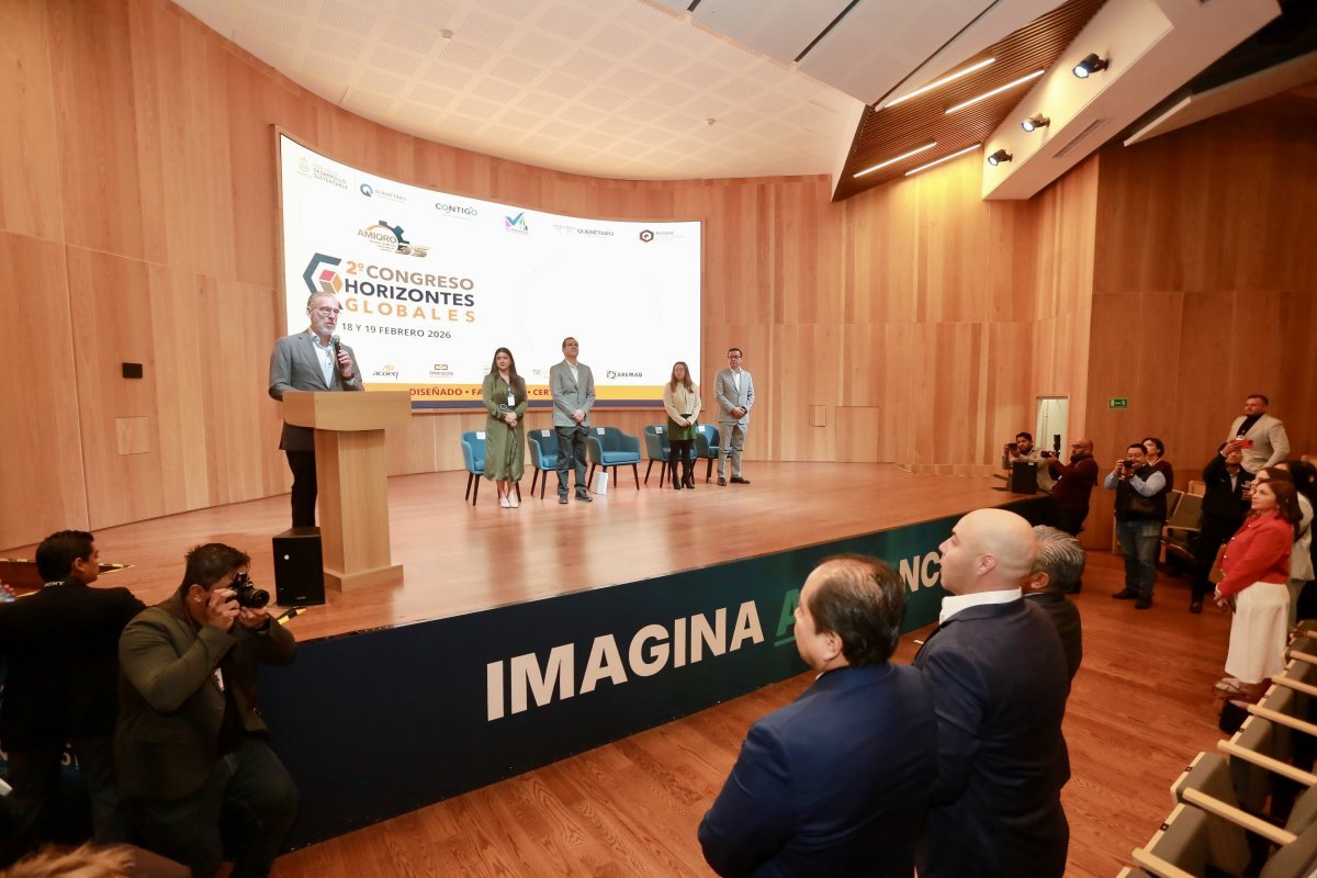 SEDESU destaca papel clave de MiPyMEs queretanas para competitividad estatal en congreso de AMIQRO