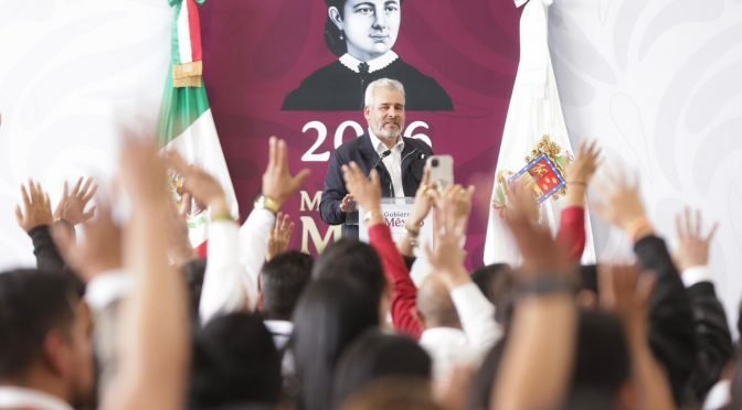 Michoacán otorgará internet gratuito a estudiantes de educación pública con chips CFE