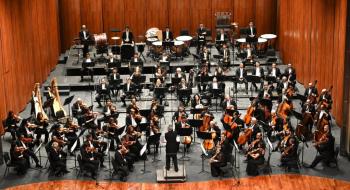 OSN presenta programa sinfónico con estreno en México del Concierto para guitarra núm. 3 de Eduardo Angulo