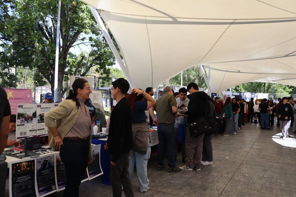 CECEQ y SEDEQ realizan Quinta Feria Vocacional Contigo 2026 con 40 universidades