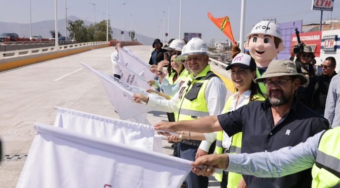 Distribuidor vial Er&eacute;ndira opera con ambos puentes abiertos para agilizar tr&aacute;nsito en el norte de Morelia