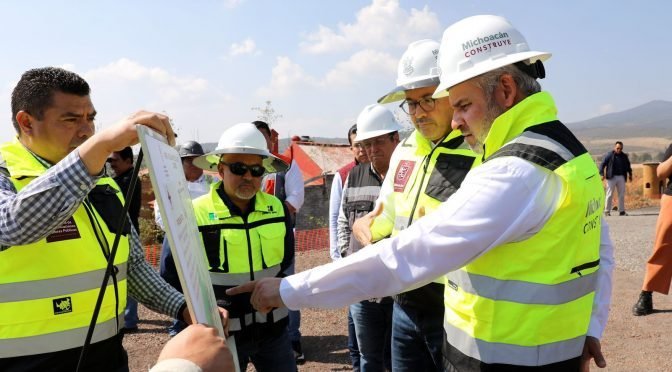 Gobernador confirma ampliaci&oacute;n a cuatro carriles de autopista Siglo XXI hacia planta Pemex