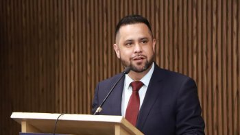 Gobierno de Puebla reconoce a desarrolladores del nanosatélite Gxiba-1 para monitorear cenizas del Popocatépetl