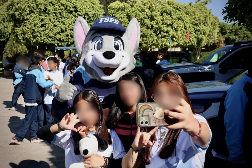 Feria de Proximidad en Silao fortalece lazos entre estudiantes y Fuerzas de Seguridad