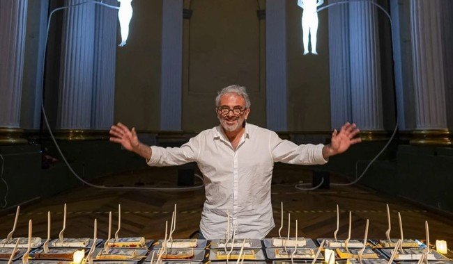 Presentarán catálogo de César Martínez con perforMANcena en Ex Teresa Arte Actual