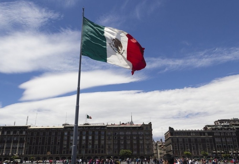 D&iacute;a de la Bandera: historia, significado y evoluci&oacute;n del s&iacute;mbolo que une a M&eacute;xico