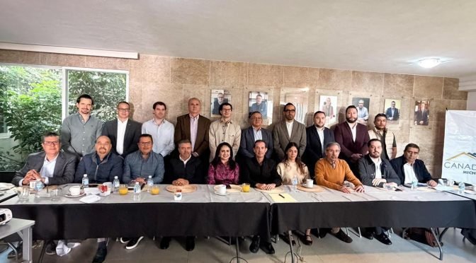 Desarrolladores de vivienda reconocen inversi&oacute;n hist&oacute;rica en movilidad del Gobierno de Michoac&aacute;n