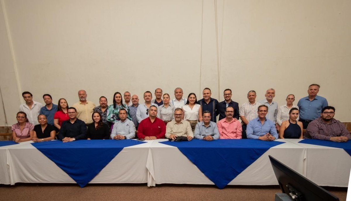 Gobernadora de Colima presenta avances y retos de su administraci&oacute;n ante Coparmex Manzanillo