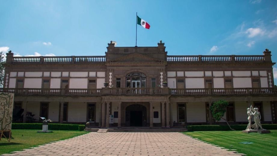 Secretar&iacute;a de Cultura invita a charla “Semi&oacute;tica del l&aacute;baro patrio” en el Museo Francisco Coss&iacute;o