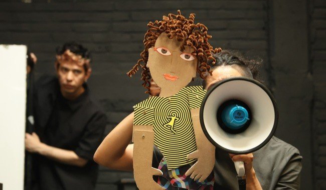 Rompecabezas: obra de teatro cuestiona el mito de la normalidad y aborda salud mental en adolescentes