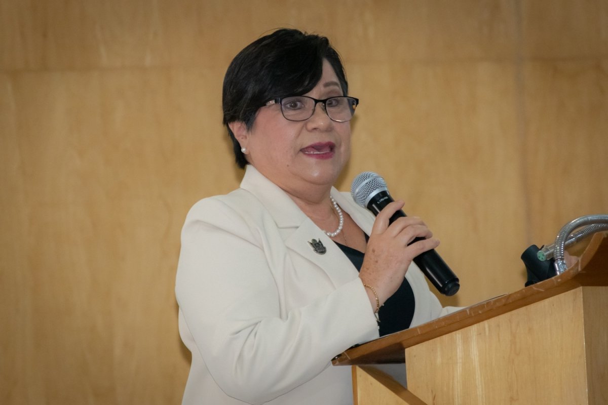 SESA clausura generación de médicos residentes y toma protesta a especialistas en Hospital del Niño y la Mujer