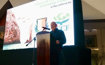 Gobernador de BCS reitera compromiso con economía oceánica sostenible en instalación de Caucus Ambiental