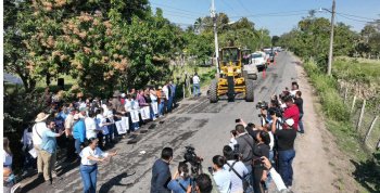 Gobierno de Tabasco inicia rehabilitación del camino Villahermosa-Corregidora Ortiz-San Joaquín y anuncia inversión federal en infraestructura