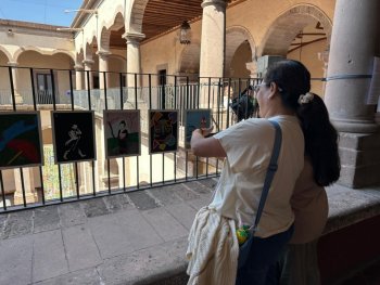 Alumnos del Colegio Lenox reinterpretan la Lotería Mexicana en exposición del CEART