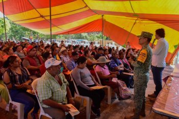 Gobierno de México distribuye apoyos a familias afectadas por tormenta Jerry en Sierra Norte de Puebla