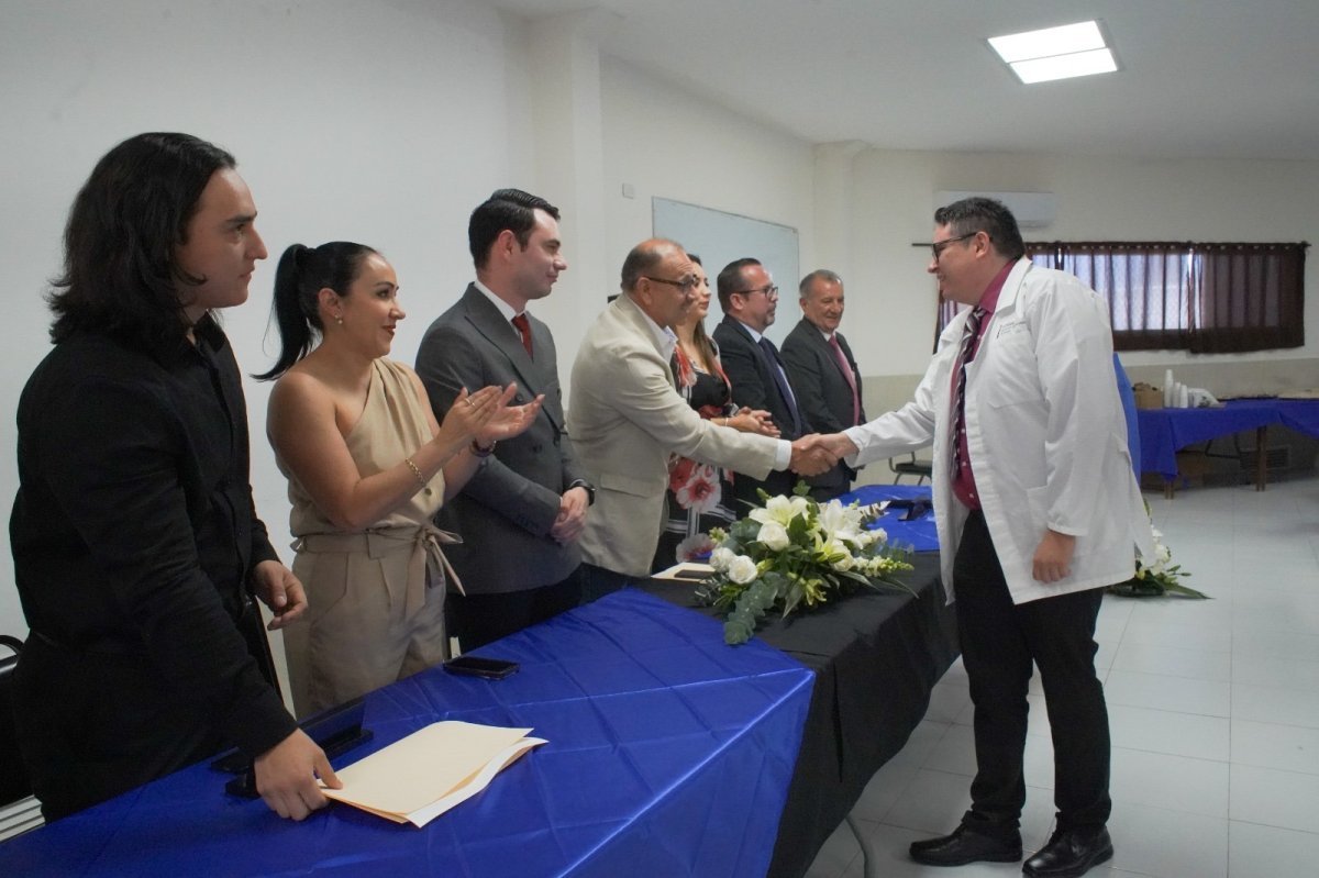 Primera generaci&oacute;n de psiquiatras se grad&uacute;a en el Hospital de Salud Mental de Chihuahua