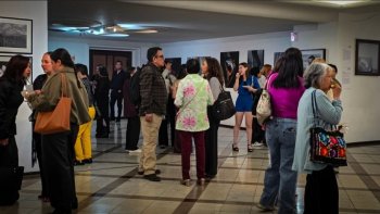 Inauguran exposición colectiva 'Mujeres en el Arte' con artistas latinoamericanas en el Teatro de la Paz