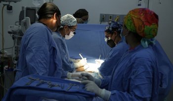 Hospital de Especialidades La Raza realiza primer trasplante de hígado del año gracias a donación altruista