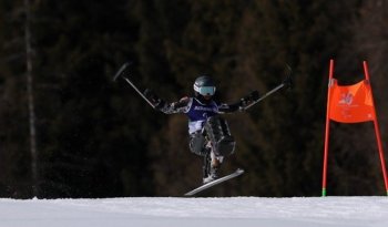 Arly Velásquez mejora su registro paralímpico y se alista para el slalom gigante en Milano-Cortina 2026