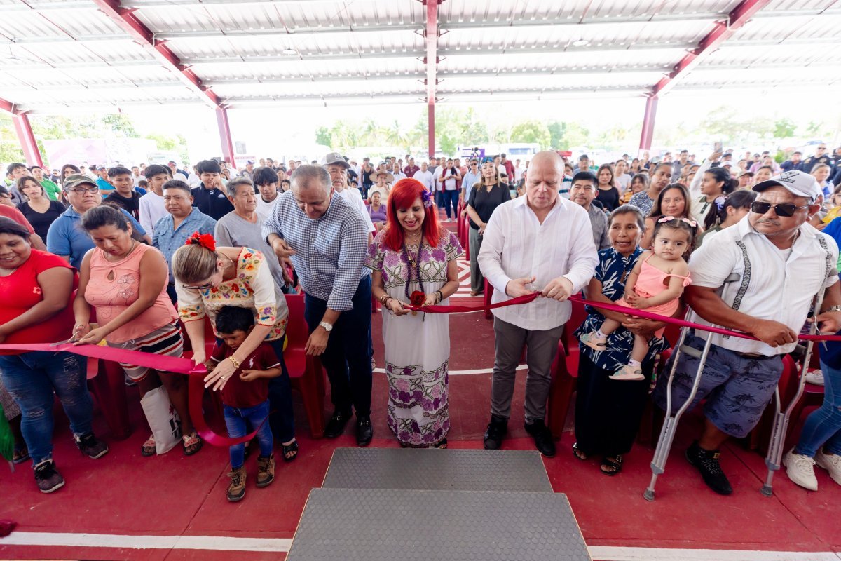 Gobernadora inaugura obras por $49.8 millones en Esc&aacute;rcega, beneficiando agua, luz y espacios comunitarios