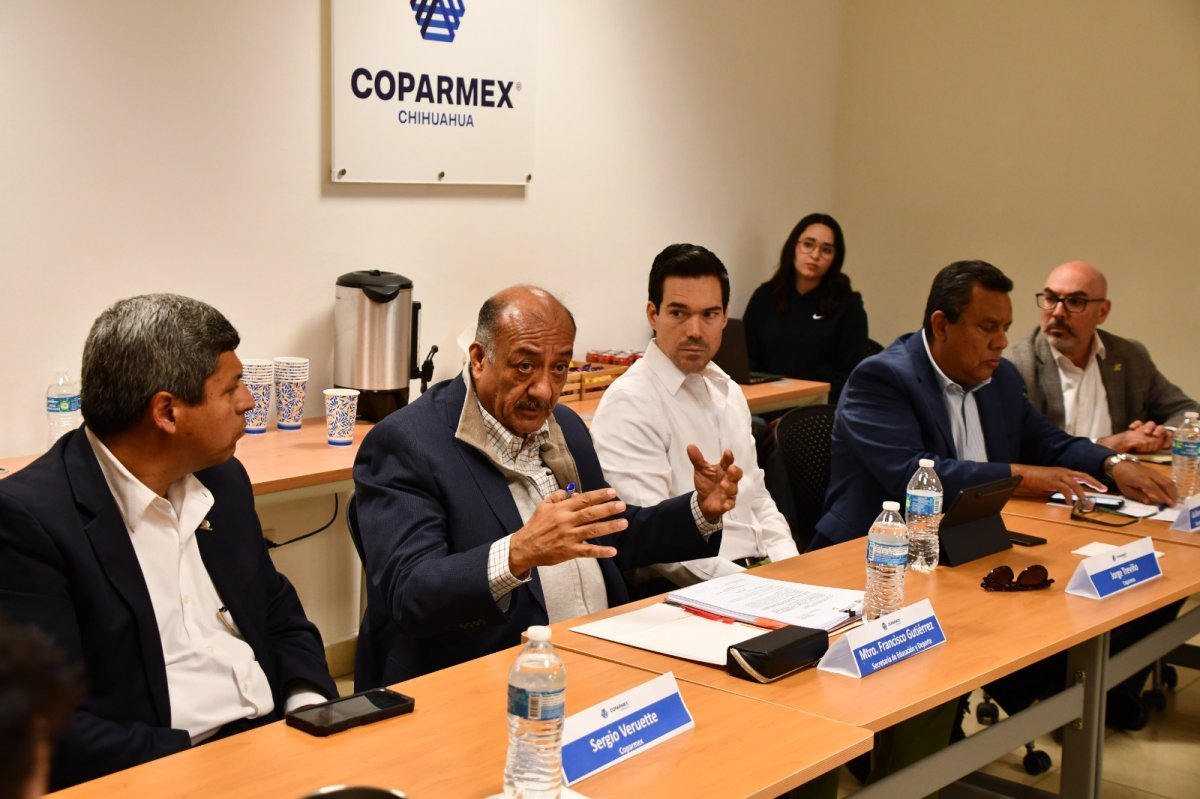 Secretar&iacute;a de Educaci&oacute;n y Coparmex Chihuahua establecen mesa de trabajo para agilizar tr&aacute;mites de colegios particulares