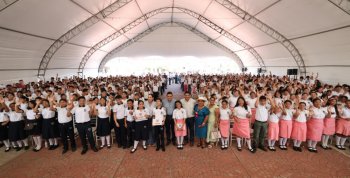 Entregan Tandas para la Mujer a 800 emprendedoras de Jalpa de Méndez