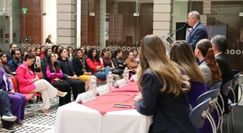 Gobierno de Chihuahua participa en encuentro 'Mujeres Seguras en la Era Digital' del Ichitaip