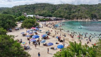 Oaxaca prev&eacute; 72.69% de ocupaci&oacute;n hotelera y 68 mil visitantes en puente por natalicio de Benito Ju&aacute;rez