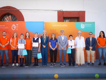 Reconocen a estudiantes y docentes en clausura de Semana Nacional de Prevención de Rickettsiosis