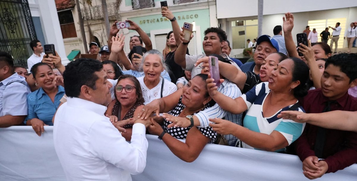 Gobernador Javier May Rodr&iacute;guez recorre Primer Festival de la Pi&ntilde;a 2026 en Huimanguillo
