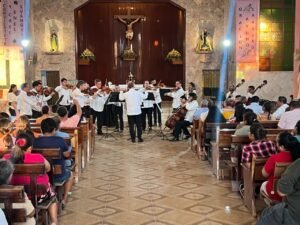 Orquesta Filarm&oacute;nica de Acapulco lleva m&uacute;sica sinf&oacute;nica por primera vez a Tres Palos con apoyo del Gobierno estatal