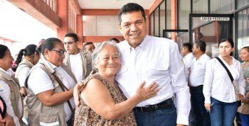 Gobernador Javier May inaugura Primer Festival de la Piña 2026 en Huimanguillo