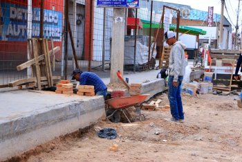 Gobierno Municipal de Villa de Pozos fortalece infraestructura vial con rehabilitación integral en Camino a la Libertad