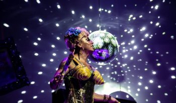 La Prietty Guoman: un espectáculo de cabaret transgresor en el Cenart por el Día Mundial del Teatro