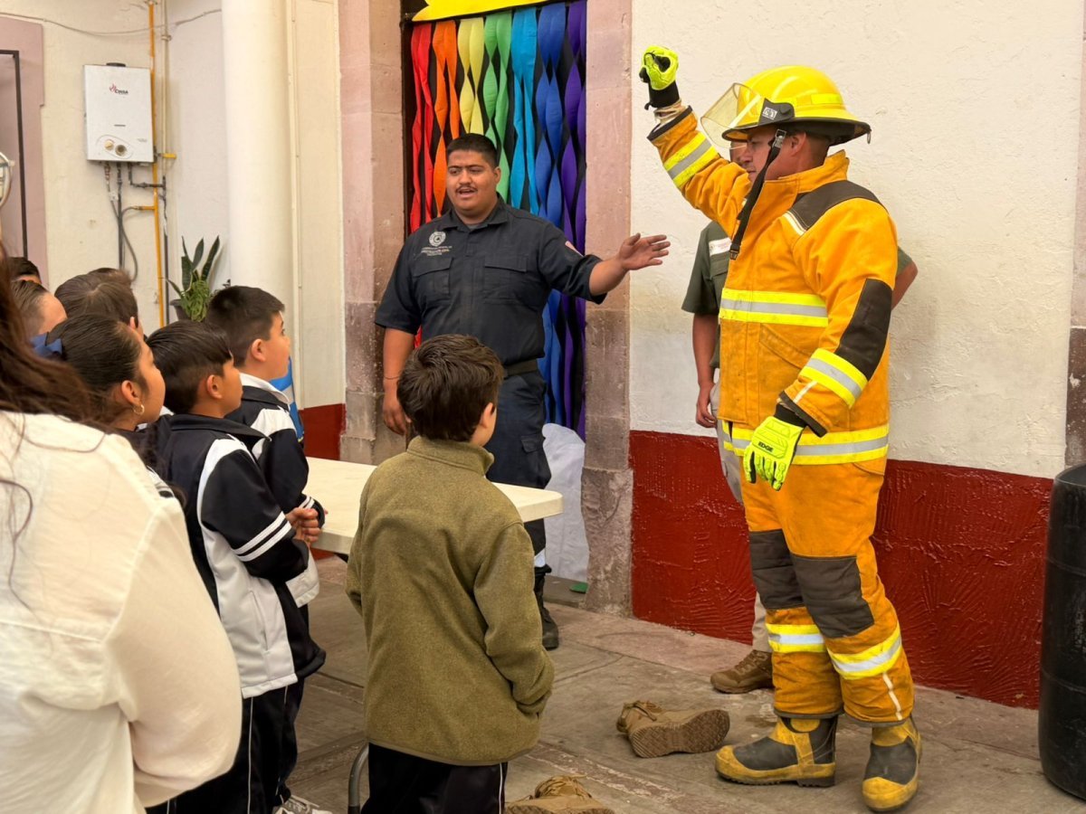 Estudiantes de primaria Francisco Garc&iacute;a Salinas participan en Jornadas de Paz y Progreso