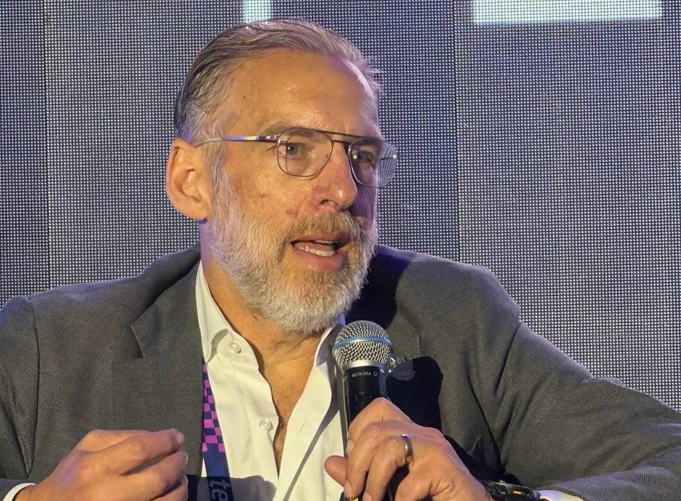 Secretario de SEDESU participa en panel sobre innovaci&oacute;n y emprendimiento en Festival incMTY 2026