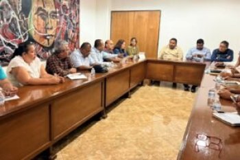 Gobierno de Guerrero sostiene reunión de trabajo con SNTE Sección 14 para beneficio del magisterio