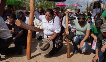 Libro fotográfico documenta historia de comunidad guatemalteca refugiada en Campeche