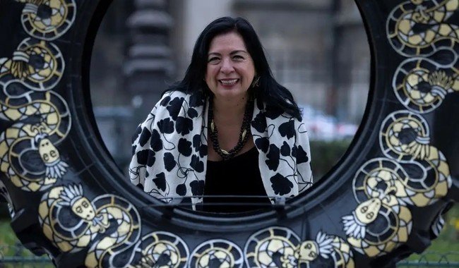 Cecut inaugura exposici&oacute;n binacional que une f&uacute;tbol, arte y comunidad migrante