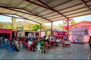 Guerrero capacita a productores pecuarios para enfrentar al gusano barrenador del ganado