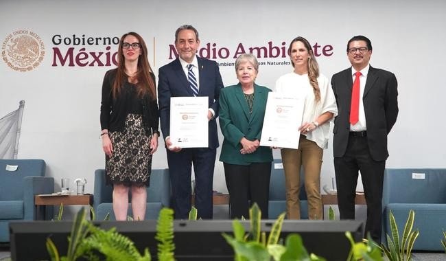 Semarnat y Profepa lanzan campa&ntilde;a 'Gol por el Ambiente' para gesti&oacute;n circular de pl&aacute;sticos y textiles