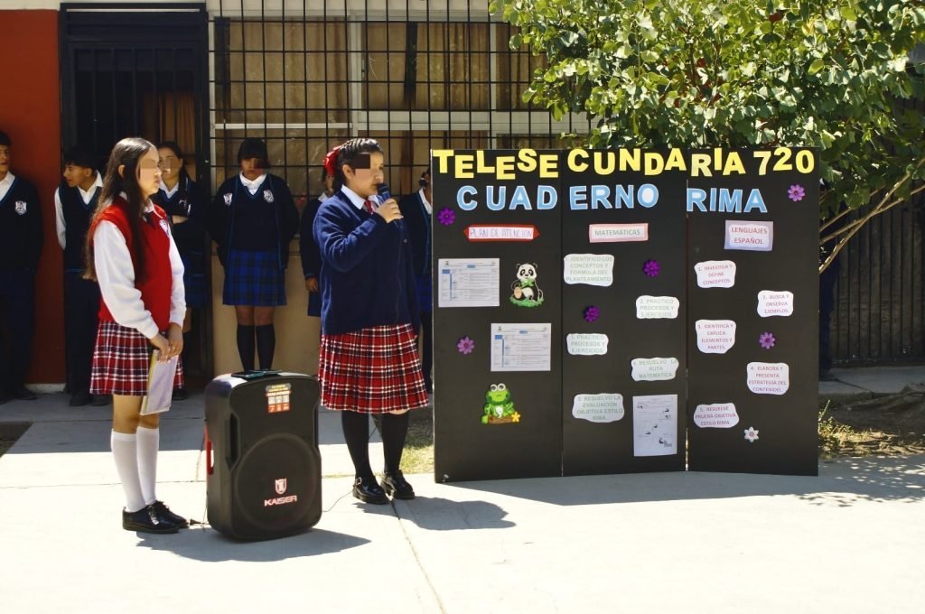 Cuaderno RIMA de telesecundaria en Romita mejora resultados en espa&ntilde;ol y matem&aacute;ticas