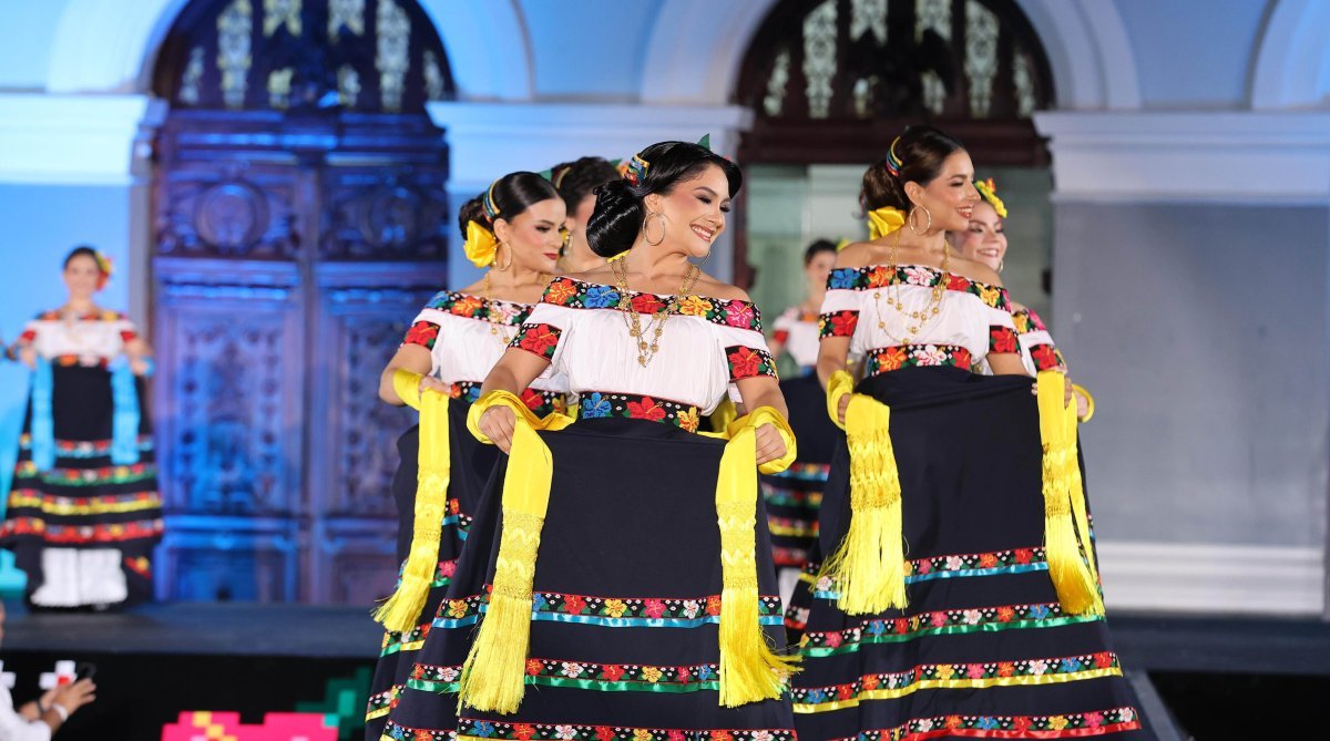 Gobernador anuncia puente entre Comalcalco y Para&iacute;so para 2027 y acciones contra erosi&oacute;n mar&iacute;tima