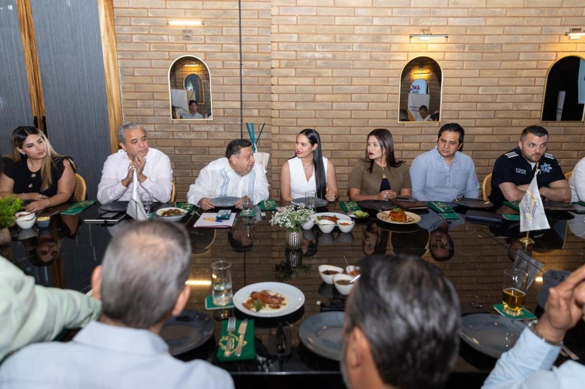 Gobernadora de Colima anuncia acceso potencial a 20 mil viviendas con programa federal