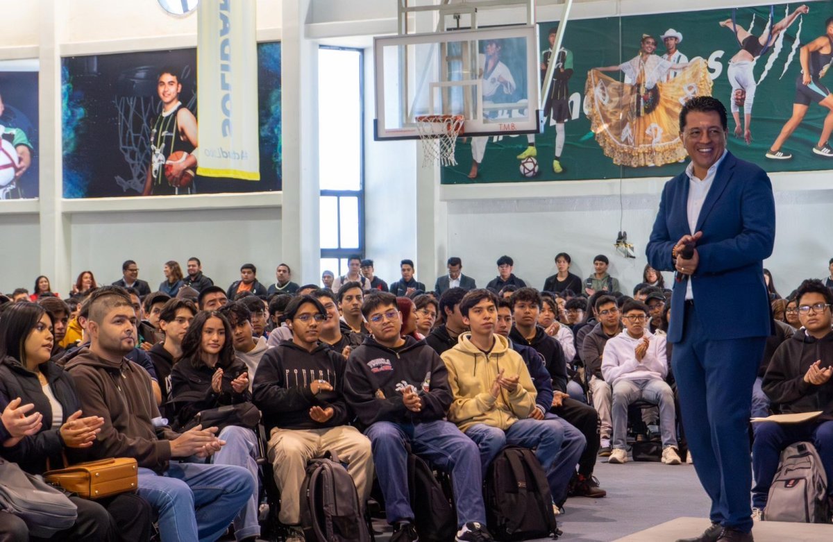 M&aacute;s de 1,200 aspirantes inician curso proped&eacute;utico en la UT San Juan del R&iacute;o
