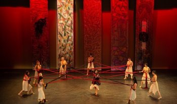 Arrojo: Danza folclórica expandida cuestiona mandatos sociales en el Teatro de la Danza