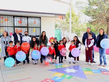 Estudiantes de República Escolar benefician a niñas y niños de preescolar alternativo en Dolores Hidalgo