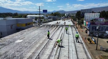 Paso Superior Independencia en Morelia alcanza 80% de avance para eliminar retrasos de 20 minutos por tren