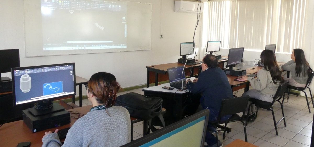 Conalep Chihuahua reporta crecimiento en admisi&oacute;n, matr&iacute;cula y eficiencia terminal